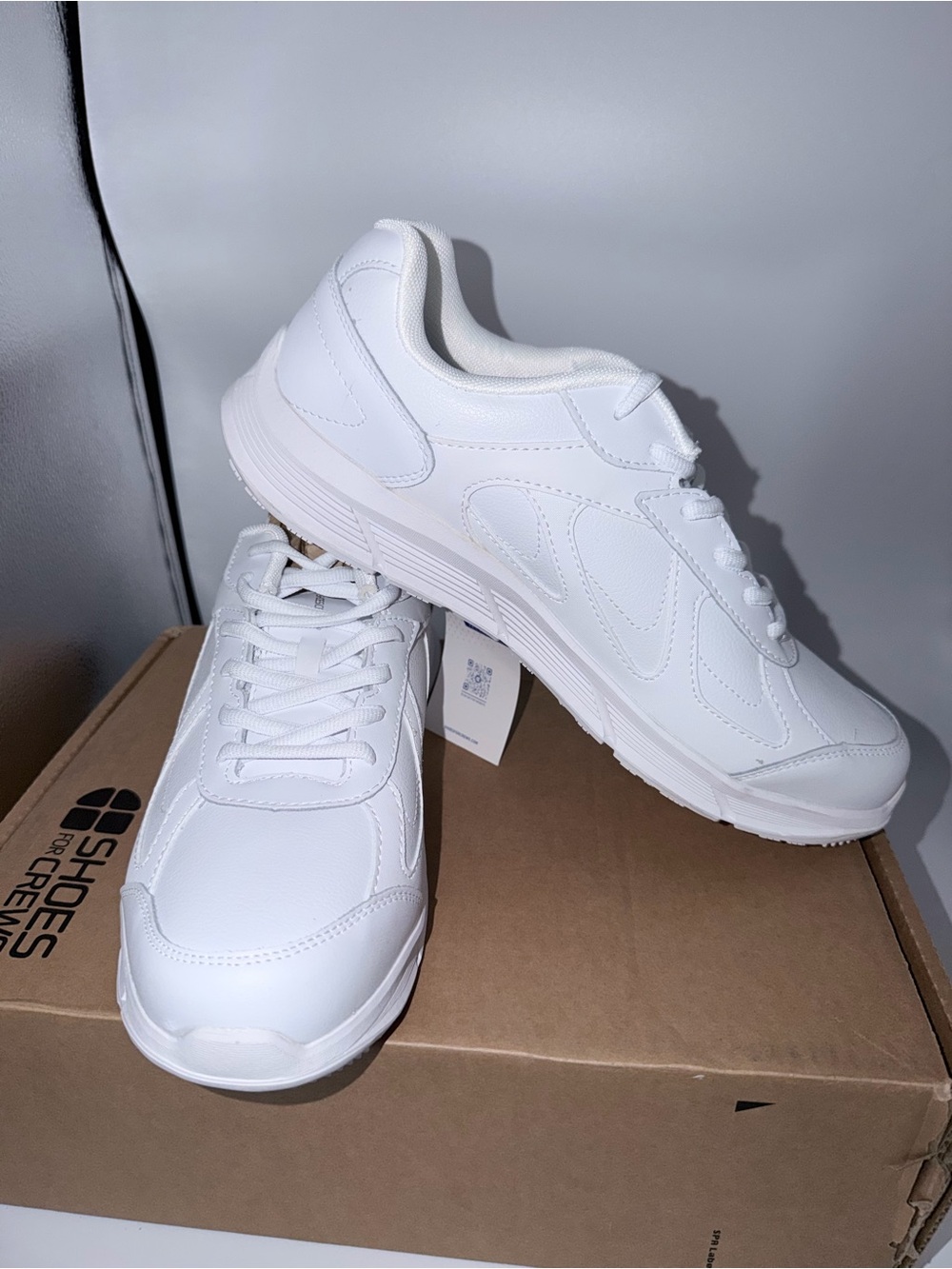 Men's Classic All-White Athletic Sneakers